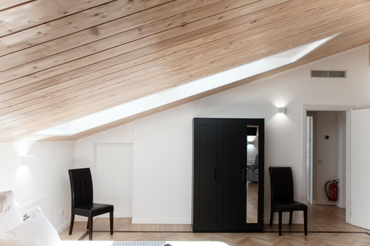 Апартаменты Attic 64 - The House Of Travelers Комо Экстерьер фото